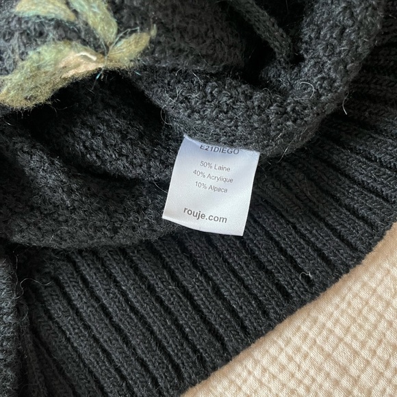 Rouje Black and Cream Heart Sweater - Picture 5 of 5